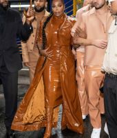 jj_NYFW_Arrivals_Siriano_23_281129.jpg