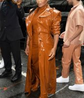 jj_NYFW_Arrivals_Siriano_23_281229.jpg