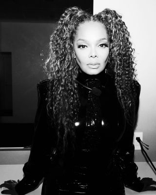jj_backstage_japan00009.jpg