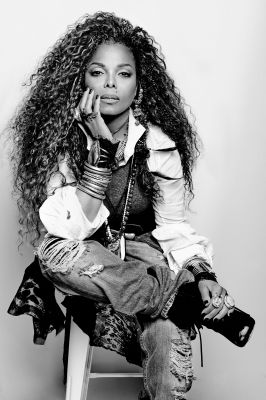 Keywords: Janet Unbreakable Photoshoot Yu Tsai