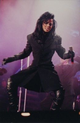 jj_rntourmisc_00.jpg