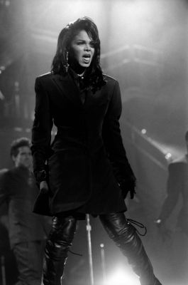 jj_RhythmNationTour_London_01.jpg