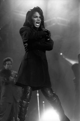 jj_RhythmNationTour_London_02.jpg