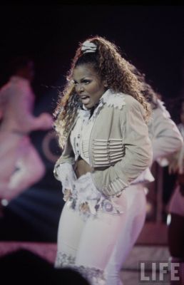 jj_janetWorldTourLIFEmag_022.jpg