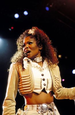 jj_janetWorldTour_Australia_02.jpg