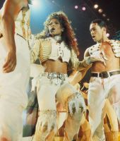jj_janetTour_Marseille_France4.jpg