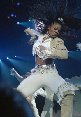 jj_janetWorldTour_UK_015.jpg