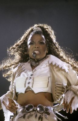 jj_janetWorldTour_UK_02.jpg