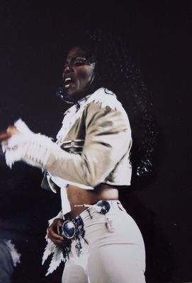 jj_janettourlondonextra1.jpg