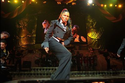 jj_TVRTour_Paris1_12.jpg
