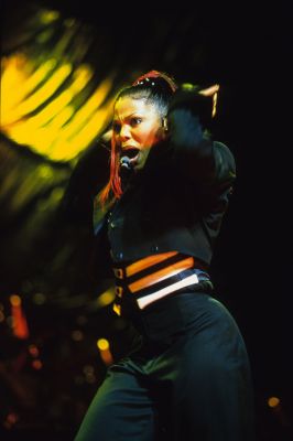 jj_TVRTour_Paris1_14.jpg