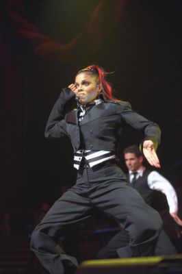 jj_TVRTour_Paris1_6.jpg