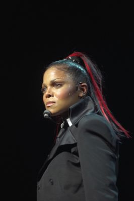jj_TVRTour_Paris1_8.jpg