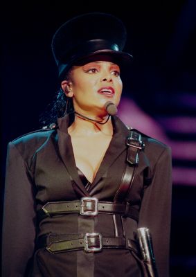 jj_TVRtour_Europe_012.jpg