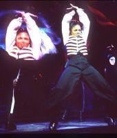 jj_TVRtour_Anaheim_09.jpg
