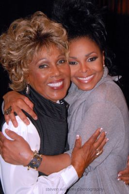 ja_net_dubois_janet_backstage2008.jpg
