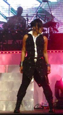jj_nonestour_manilla11.jpg