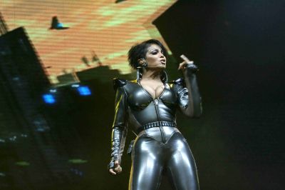 jj_nonestour_hongkong2.jpg