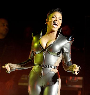 jj_nonestour_toronto9.jpg