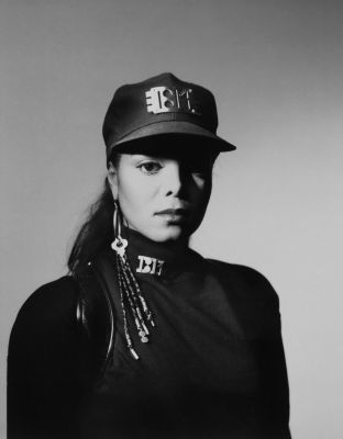 Janet-Jackson-15GUZ.jpg
