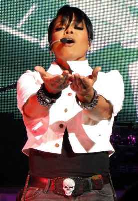 jj_nonestour_santabarbara18.jpg