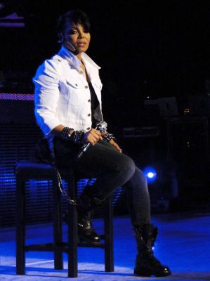 jj_nonestour_santabarbara27.jpg