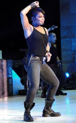 jj_nonestour_santabarbara4.jpg