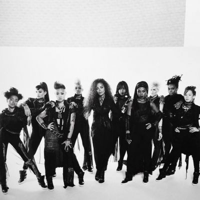 _UNBREAKABLE_World_Tour_BOOK-33.jpg