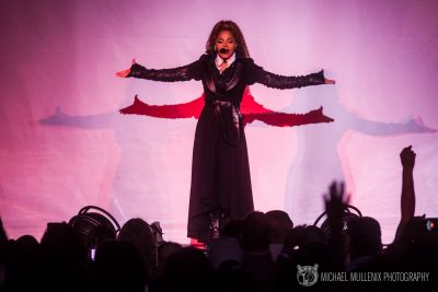 janet-jackson-att-center-2017-16.jpg