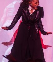 janet-jackson-att-center-2017-19.jpg