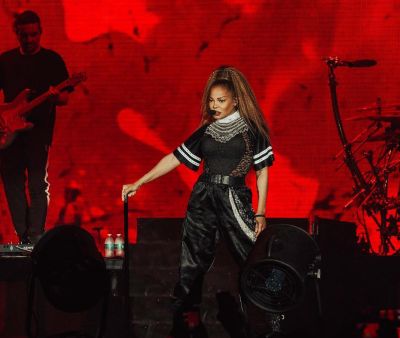 jj_Janet_SOTW_PanoramaNYC_2.jpg