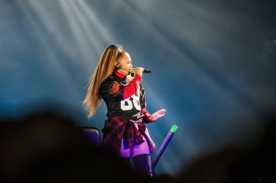 jjoutsidelandsfest_281929.jpg