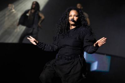 RNB_Fridays_Live_16.jpg