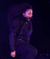 RNB_Fridays_Live_18.jpg