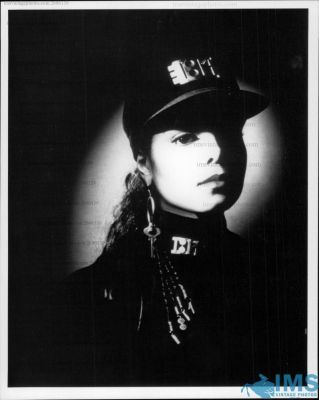 janet_memorabilia__0022.jpg