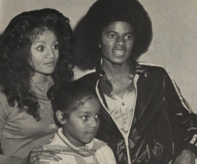 1978_JanetMichael_party6.png