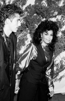 1986_JanetReneUnknownEvent_05.jpg