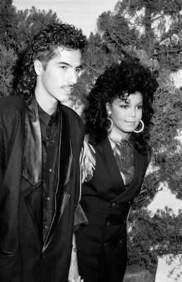 1986_JanetReneUnknownEvent_07.jpg