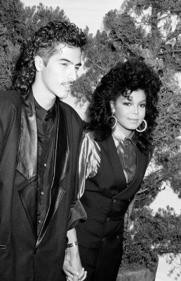 1986_JanetReneUnknownEvent_08.jpg