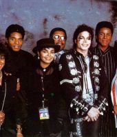 1989_BackstageAtMichaelJacksonsBADTour3.jpg