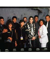 1989_BackstageAtMichaelJacksonsBADTour5.jpg