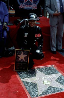 1990_WalkOfFameStar_0063.jpg