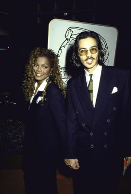 1994_GoldenGlobes_001.jpg