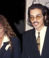 1994_GoldenGlobes_015.jpg