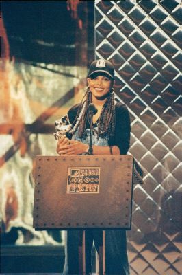 1994_MTV_VMA_016.jpg