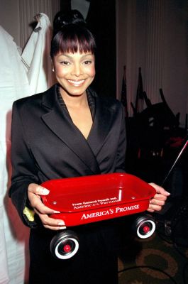 janet_NYCHall_98_0008.jpg