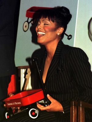 janet_NYCHall_98_0039.jpg