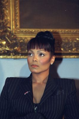 janet_NYCHall_98_0040.jpg