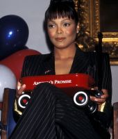 janet_NYCHall_98_0019.jpg