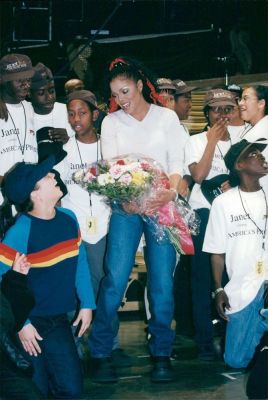1998_TVRtour_AmericasPromise_Soundcheck_013.jpg